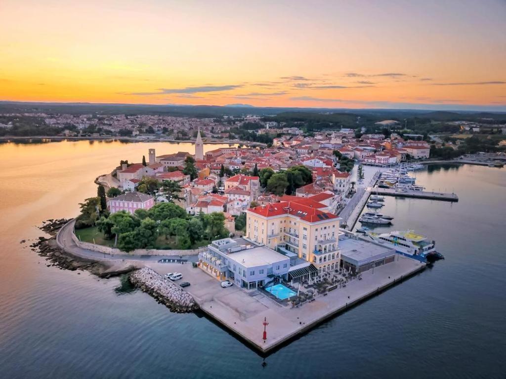 Apartment Parentium Poreč Exterior foto